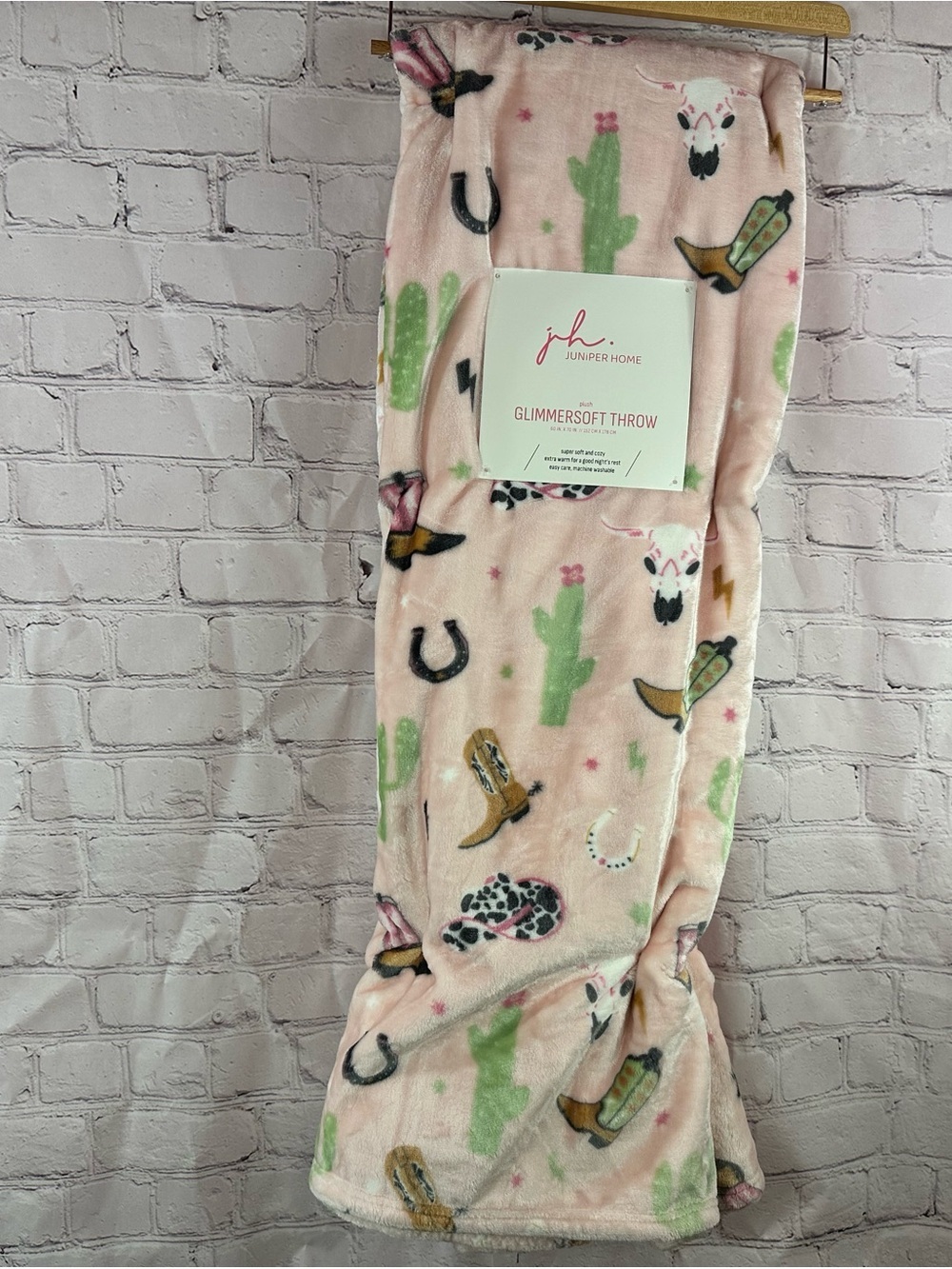NWT juniper home plush Glimmersoft Throw Blanket western cowgirl boots cactus